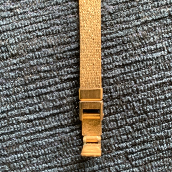 Vintage Wittnauer Women’s Quartz Stainless Steel 14k Gold Plated Bracelet Watch - Picture 6 of 8